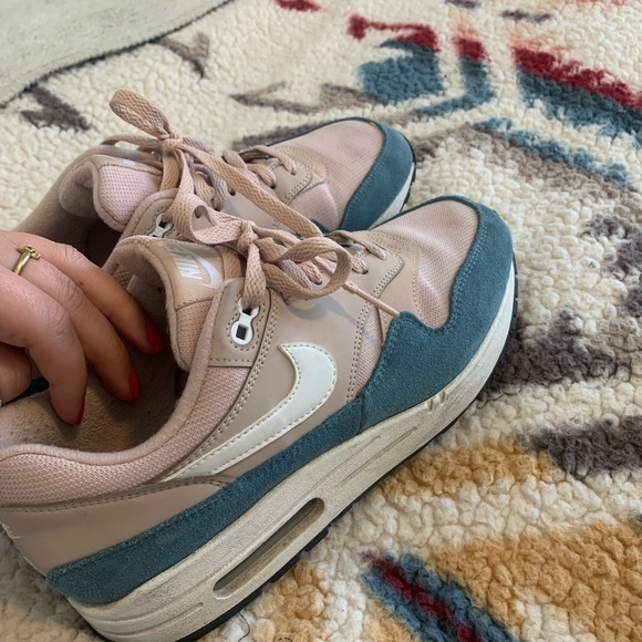 Nike Air Max - Picture 7 of 7